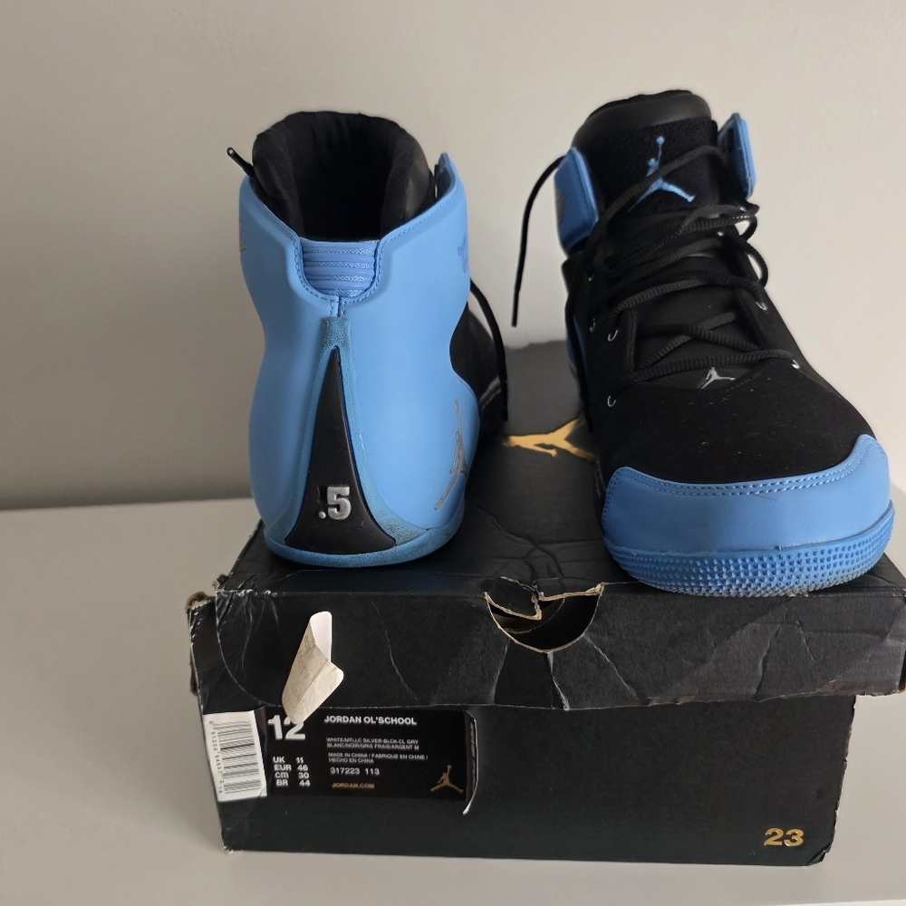 Jordan (melo) sneakers